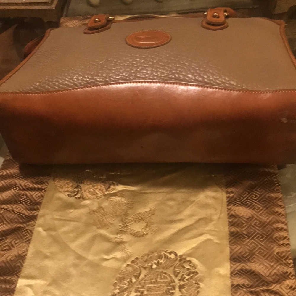 🥰💯🥰💯 vintage Dooney & Bourke!!! What A Bag💕Genuine Pebble Leather! - Picture 3 of 15
